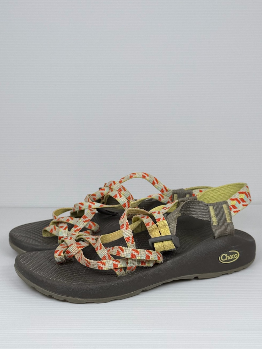 Chaco Z/1 Classic Sport Hiking Sandals Women’s Brown Orange Adjustable Size 8